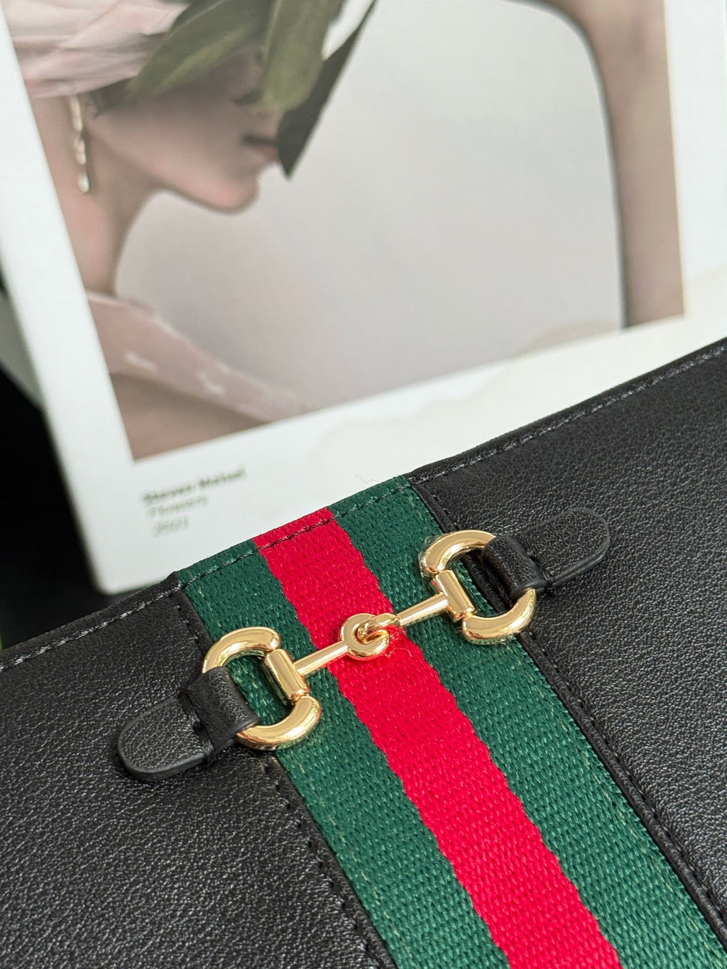Cartera larga Monogram Stripe 010