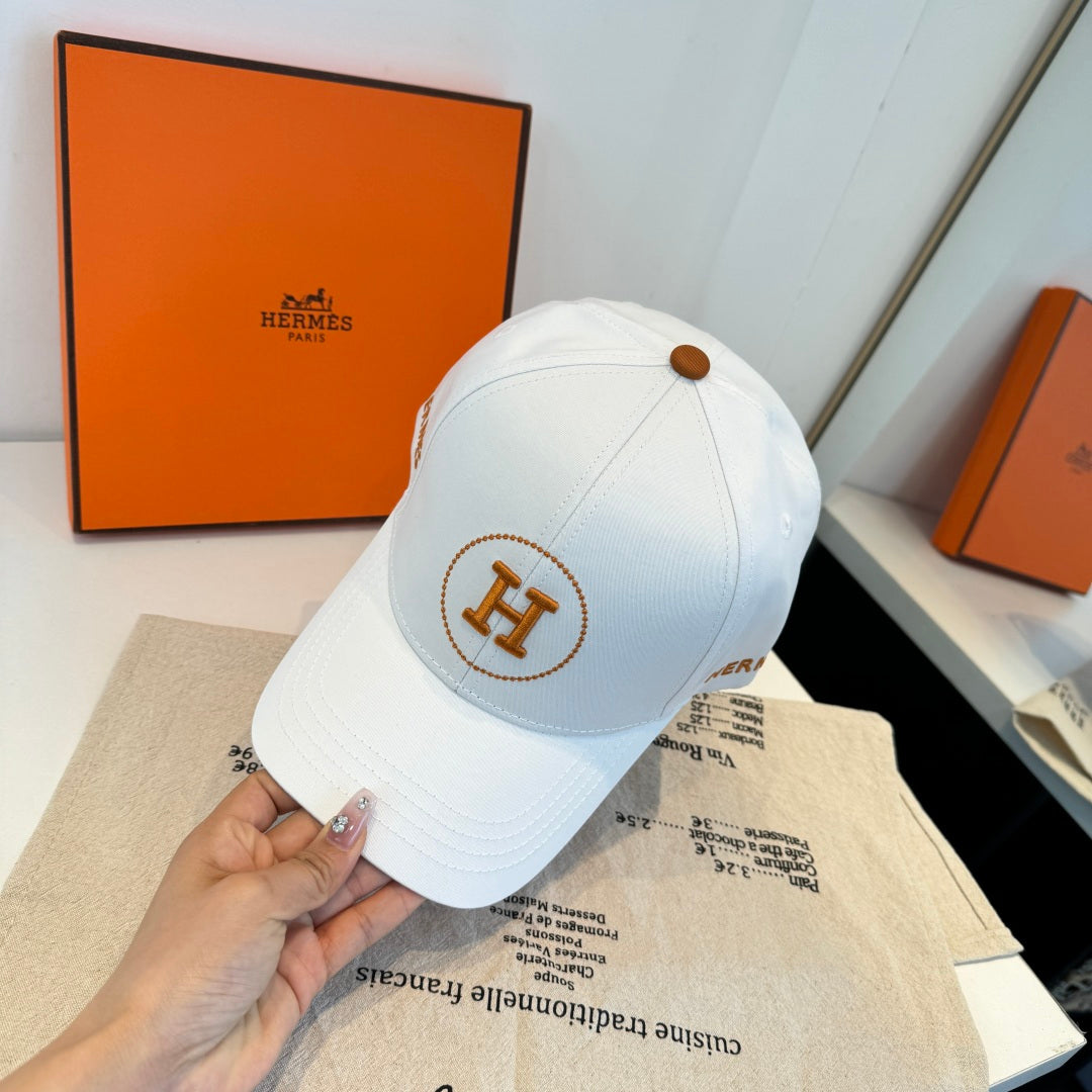 Circle H-Motif Baseball Cap