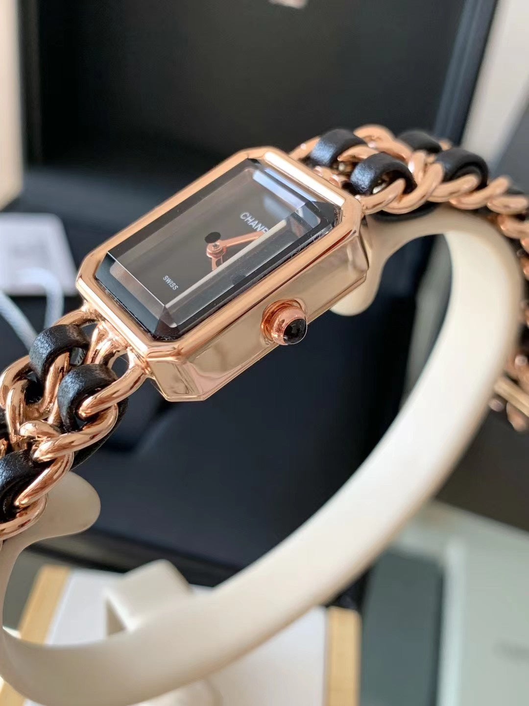 Rose Gold-Tone Rectangular Quartz Watch with Chain Bracelet 002