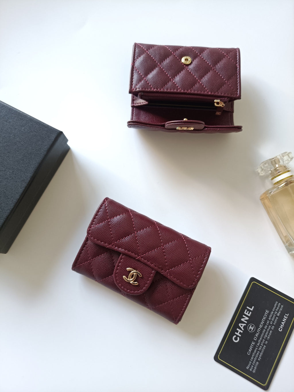 Diamond Quilted Compact Flap Wallet 020