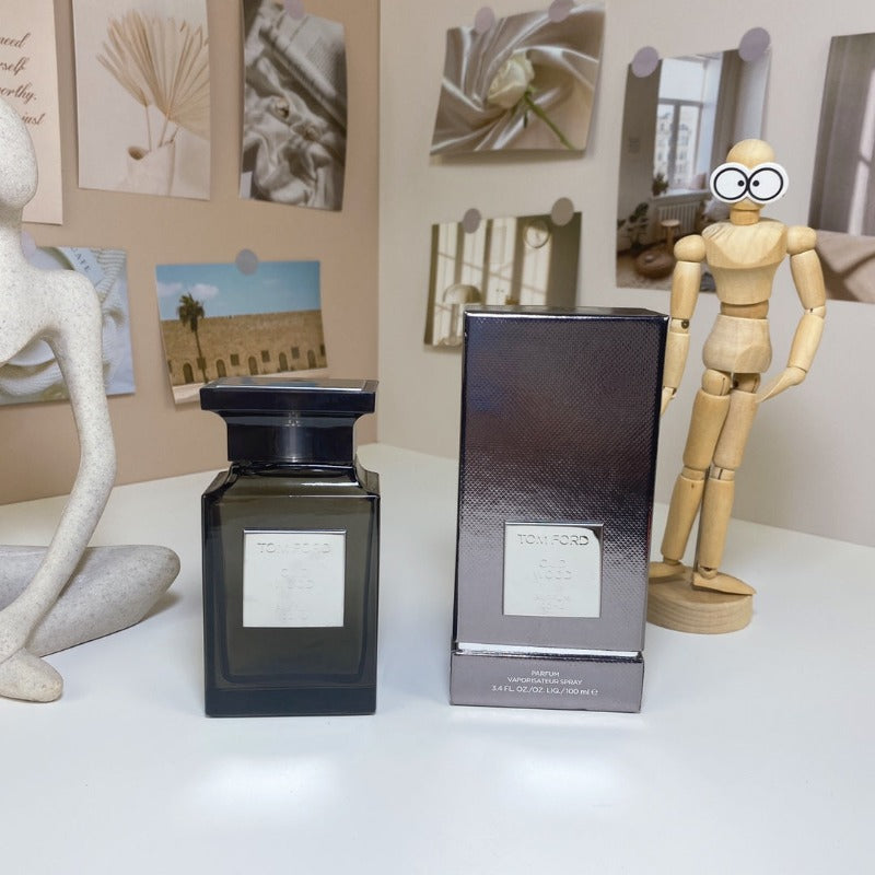 Oud Wood Eau de Parfum