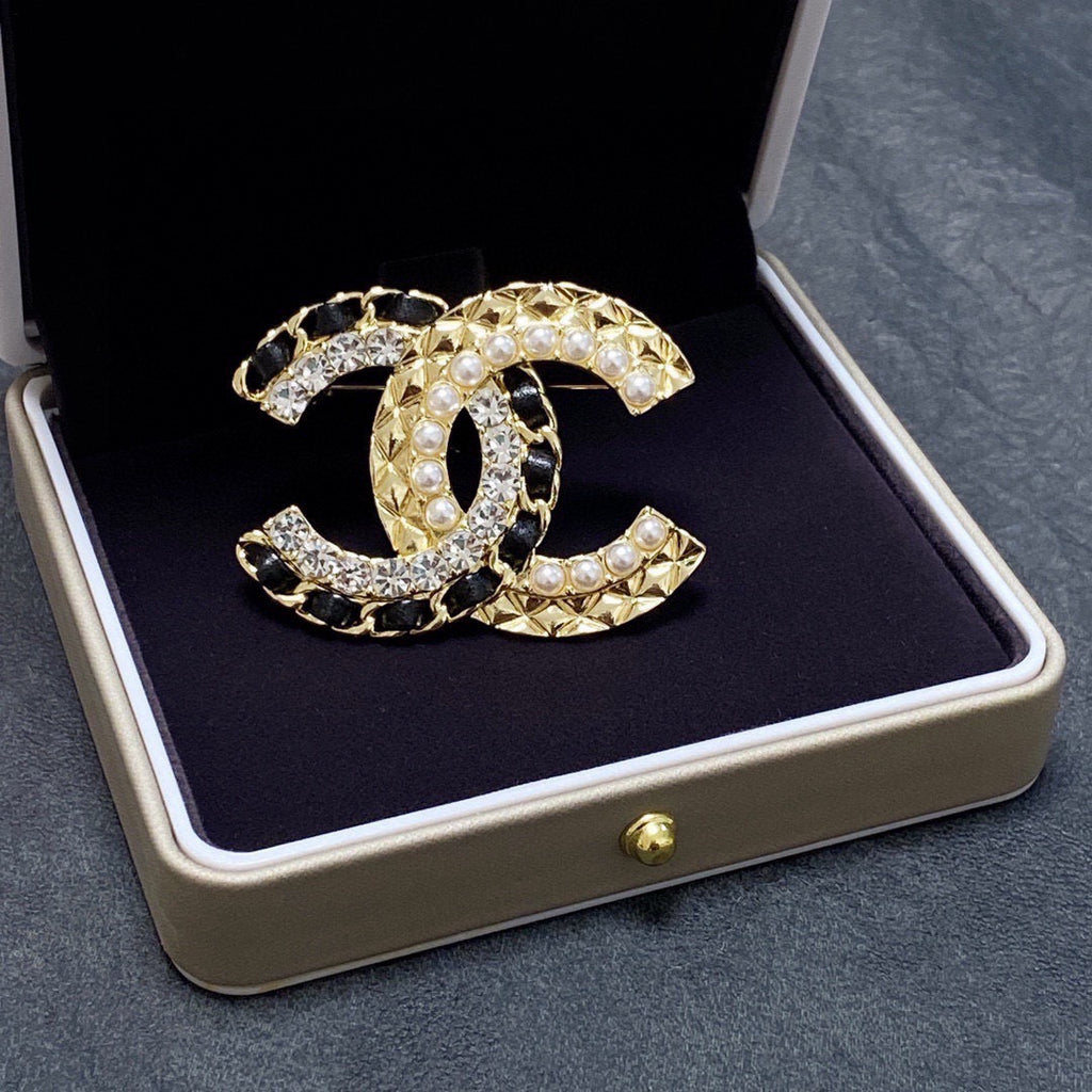 Premium Edition Brooch、Brooches Collection、CH*NEL Series、𝐁𝐫𝐨𝐨𝐜𝐡𝐞𝐬（𝐇）
