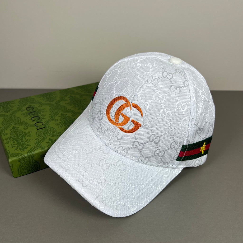 Petite casquette de baseball à monogramme avec emblème brodé