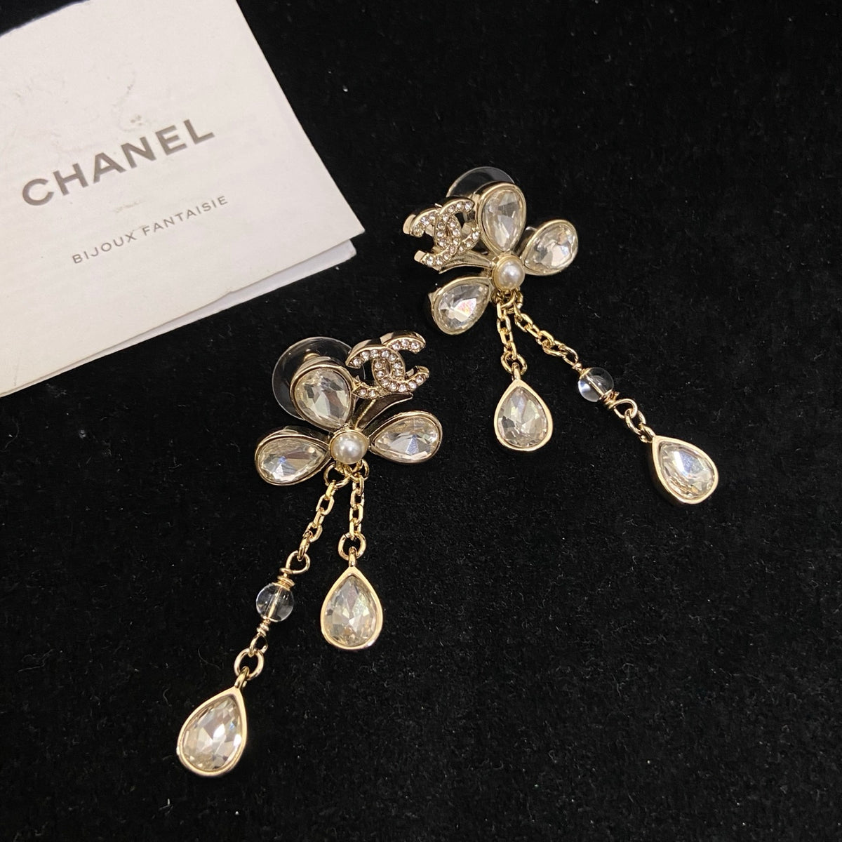 Flower & Teardrop Chain Dangle Earrings