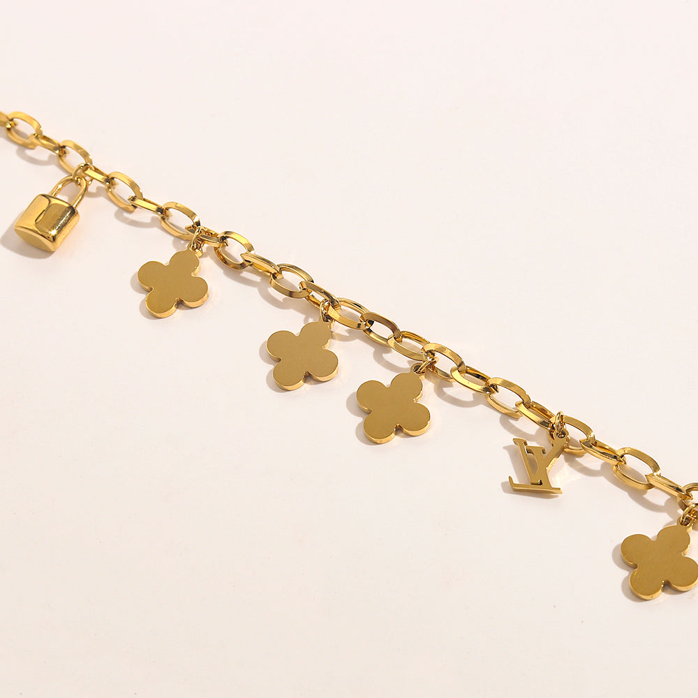 304 Stainless Steel Black Floral Charm Chain Bracelet