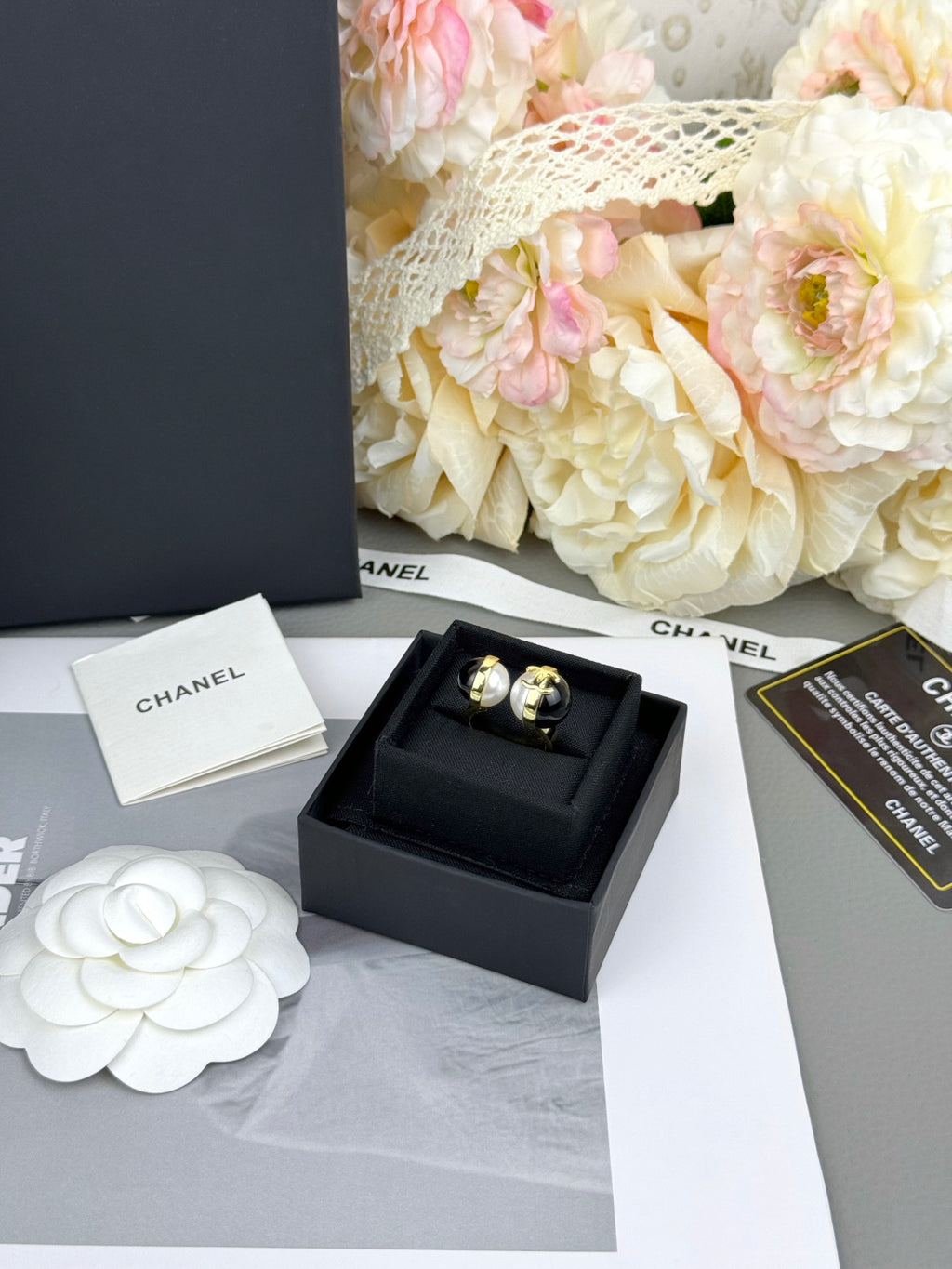 Open Ring with Contrasting Bead Ends