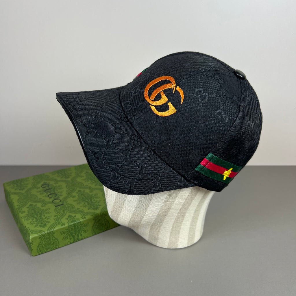 Petite casquette de baseball à monogramme avec emblème brodé