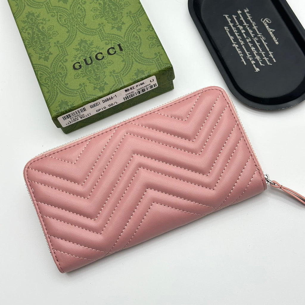 Chevron Quilted Long Zip Wallet 011