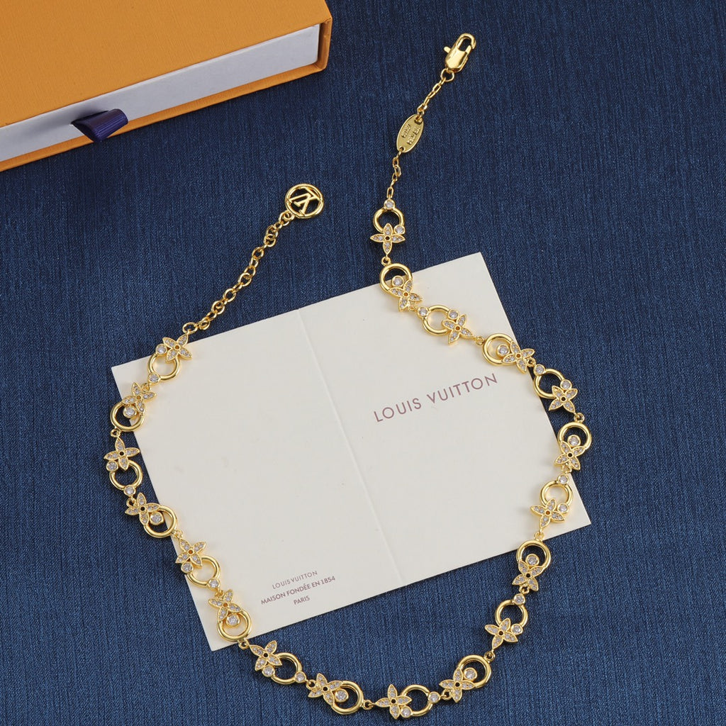 Round Monogram Link Station Necklace