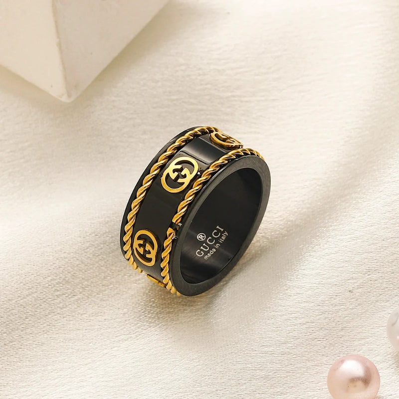 Anillo de acero inoxidable 304 con emblema de borde de cadena e incrustación negra