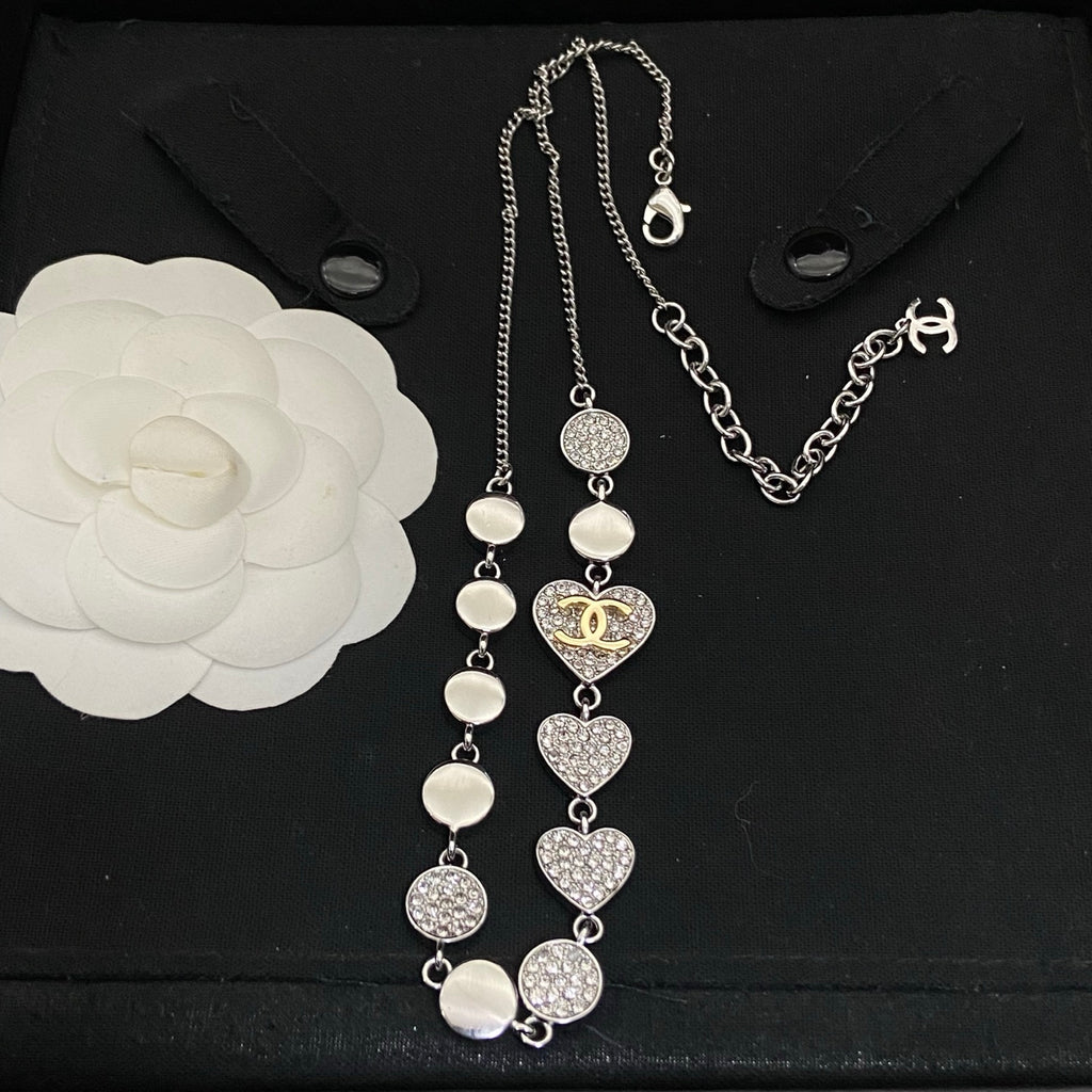 White Disc & Oval Station Necklace