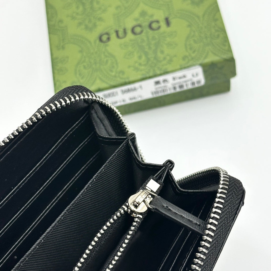 Chevron Quilted Long Zip Wallet 011