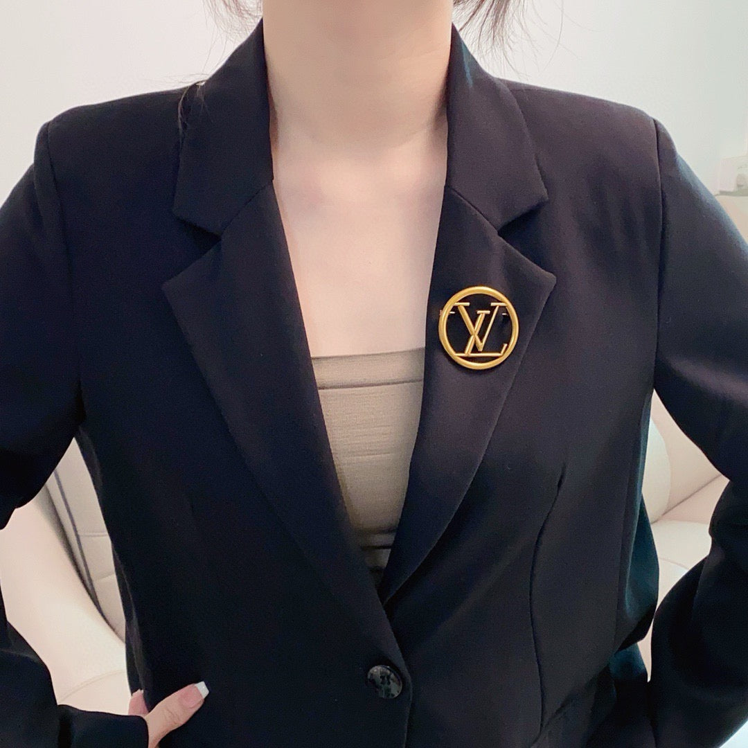 Open Round Frame Letter Brooch