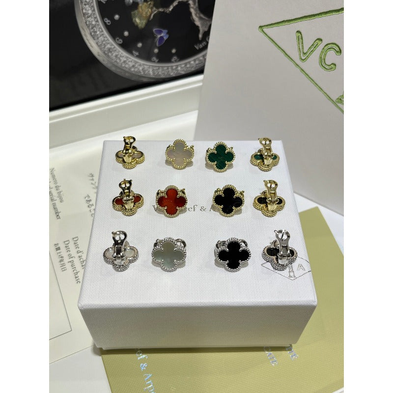 Rounded Quatrefoil Stud Earrings