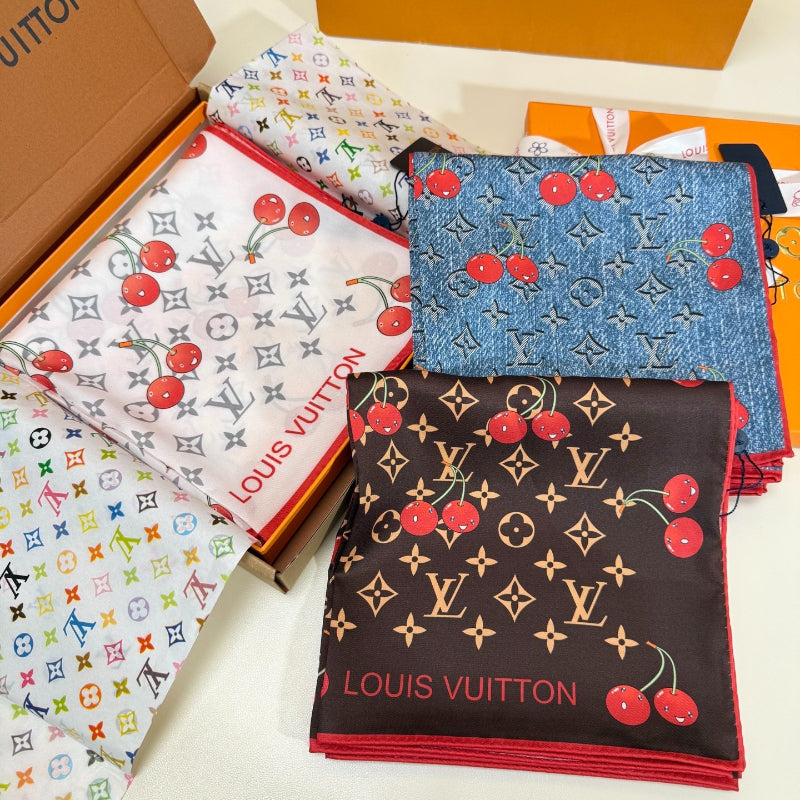 Foulard carré Cerises et monogramme - 90 x 90 cm