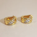 Boucles d'oreilles mini-créoles à motif pavé de diamants