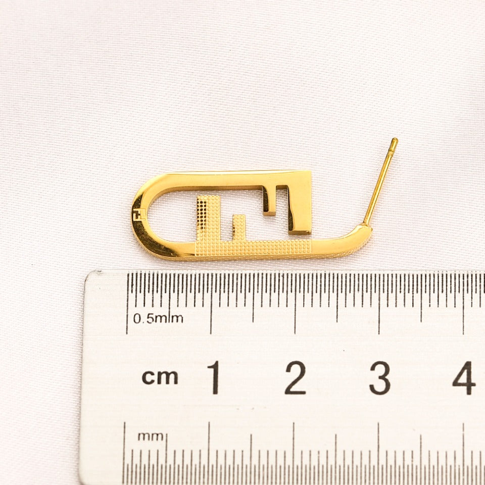 304 Stainless Steel F-Motif Oval Hoop Earrings