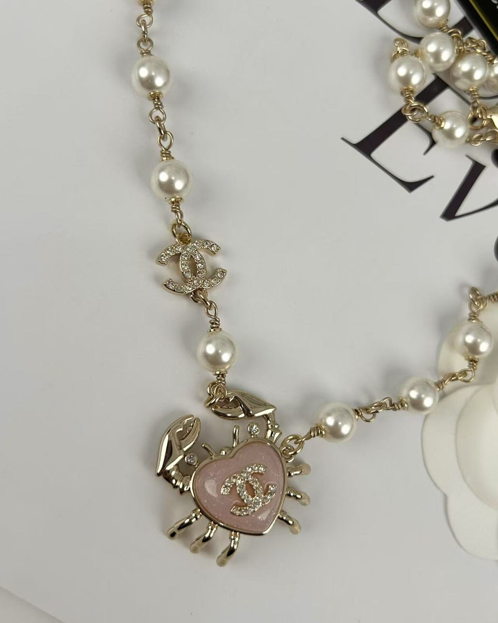 Pearl-Look Bead Necklace with Crab Charm