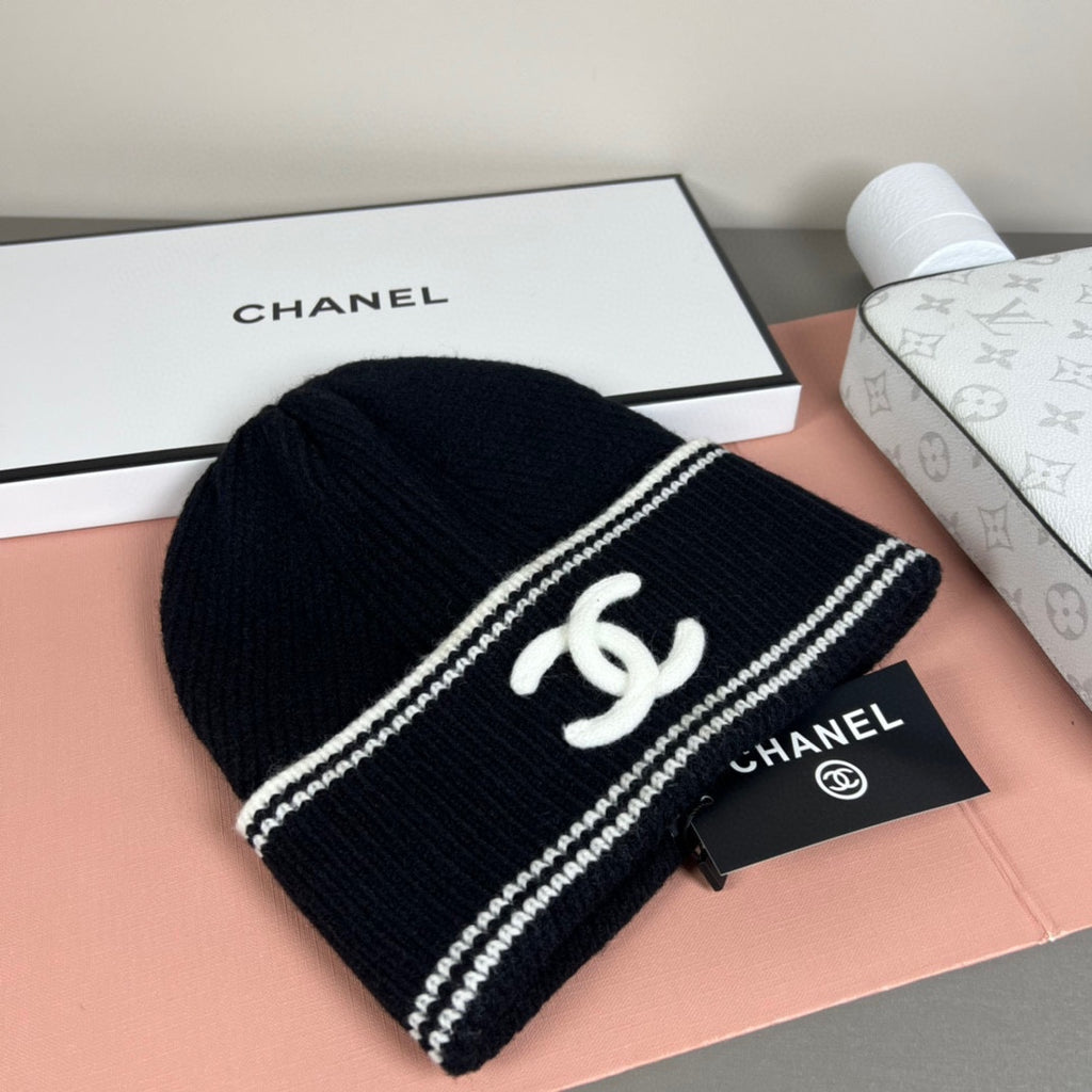 Striped Knit Bucket Hat
