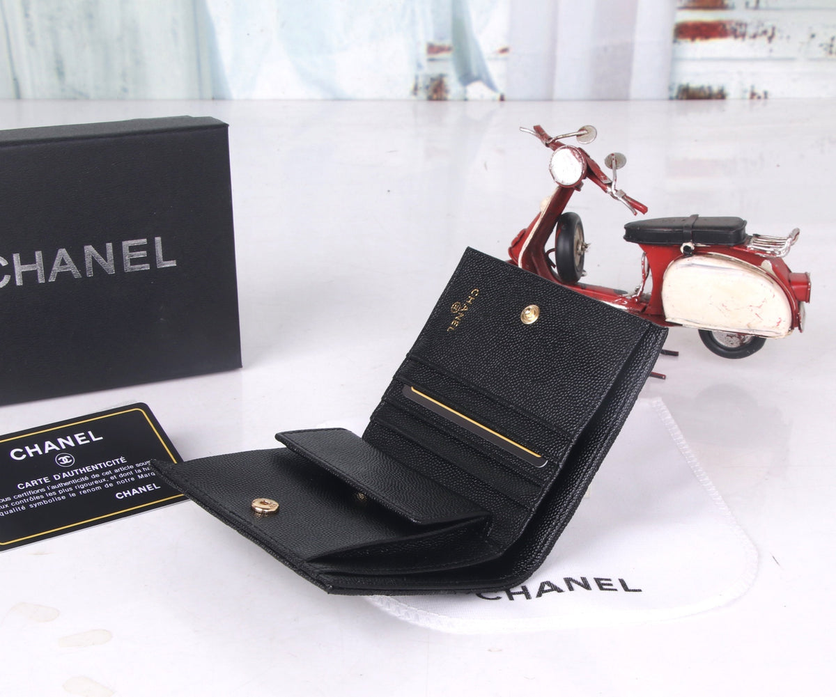 Diamond Quilted Compact Wallet 035