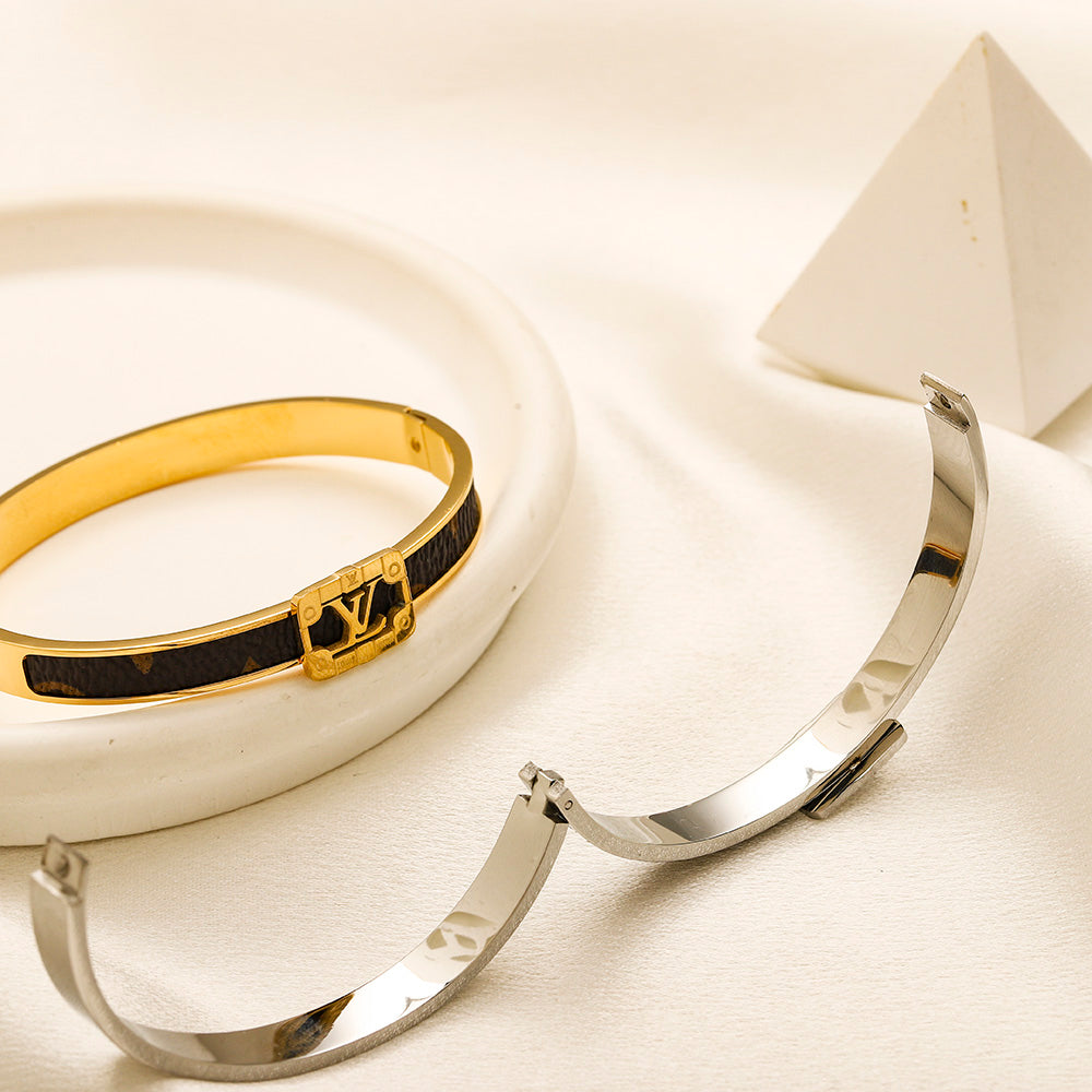 304 Stainless Steel Black Inlay Monogram Bangle Bracelet