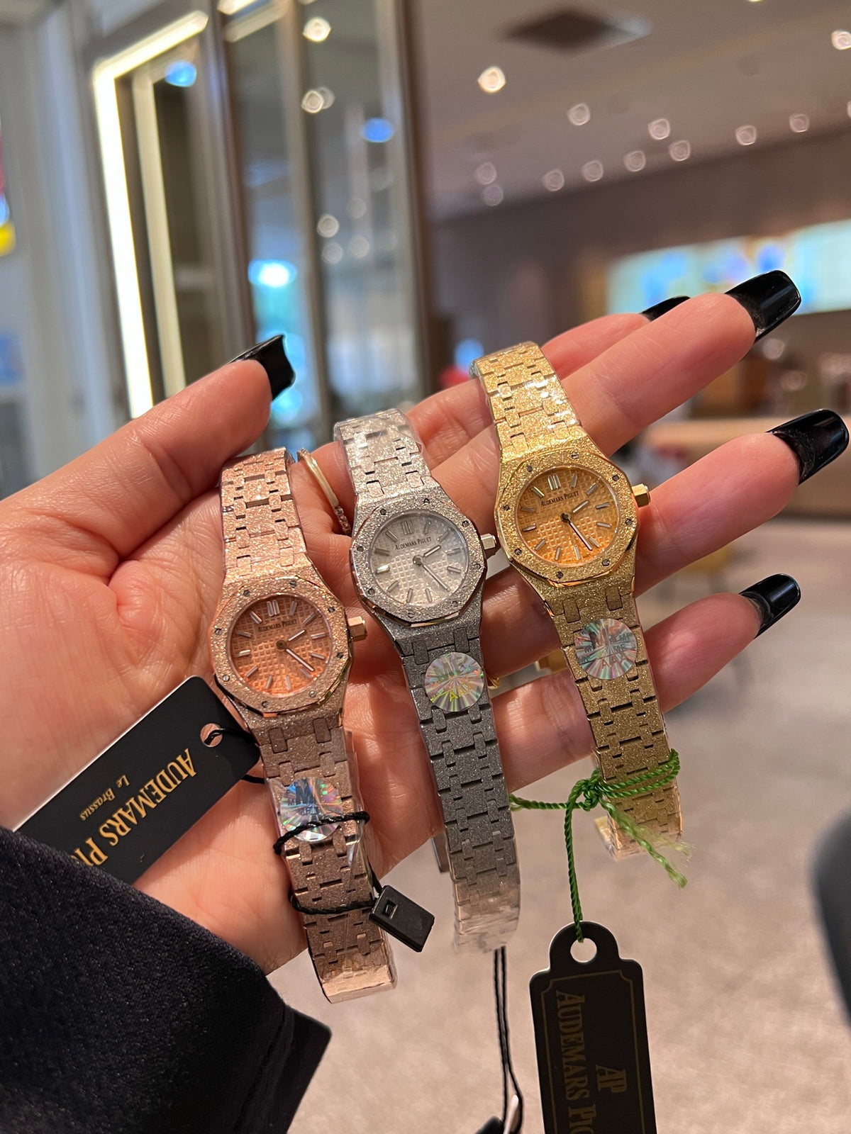Watch detail