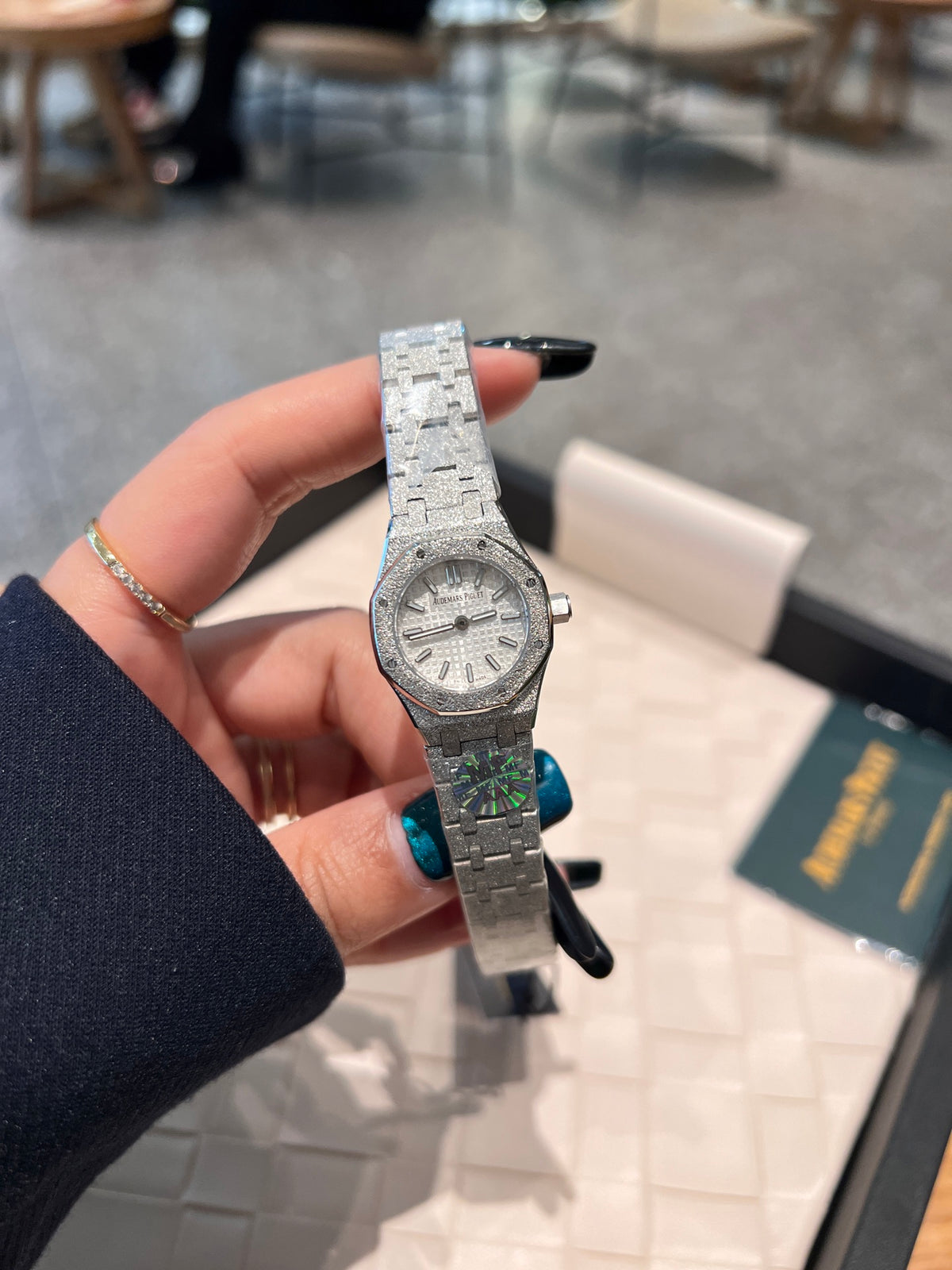 Watch detail