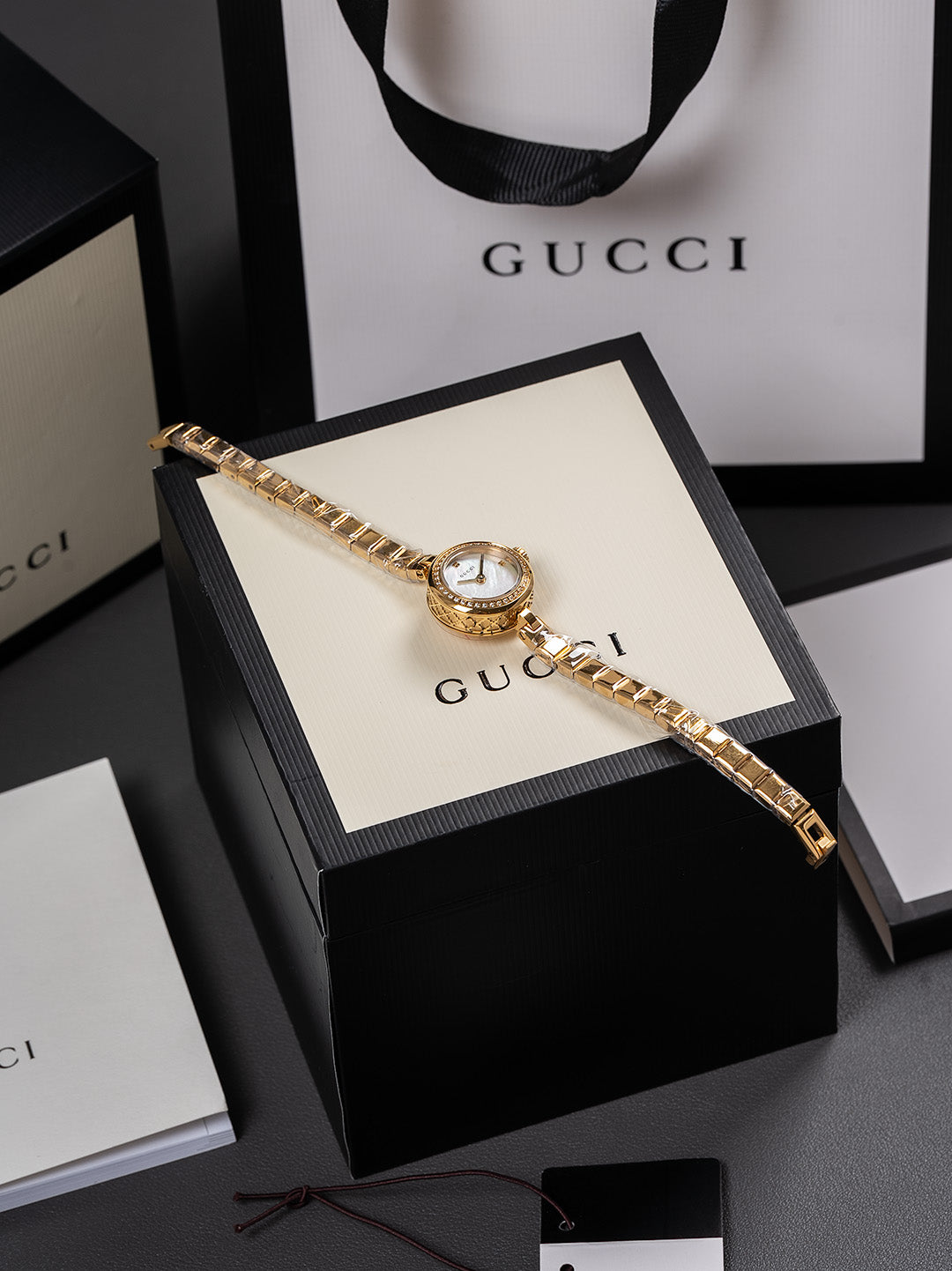 Watch detail