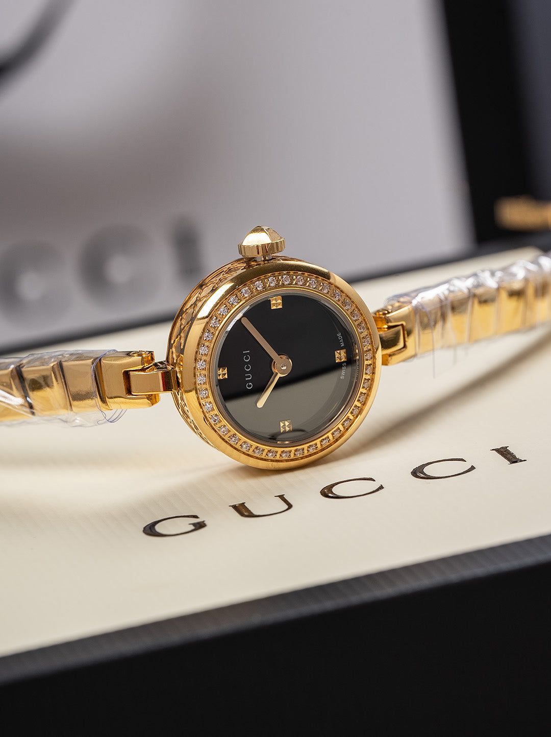 Watch detail