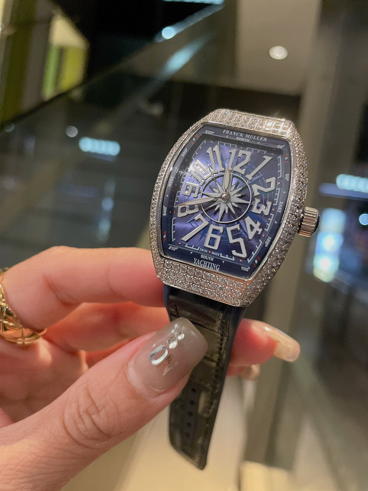 Watch detail
