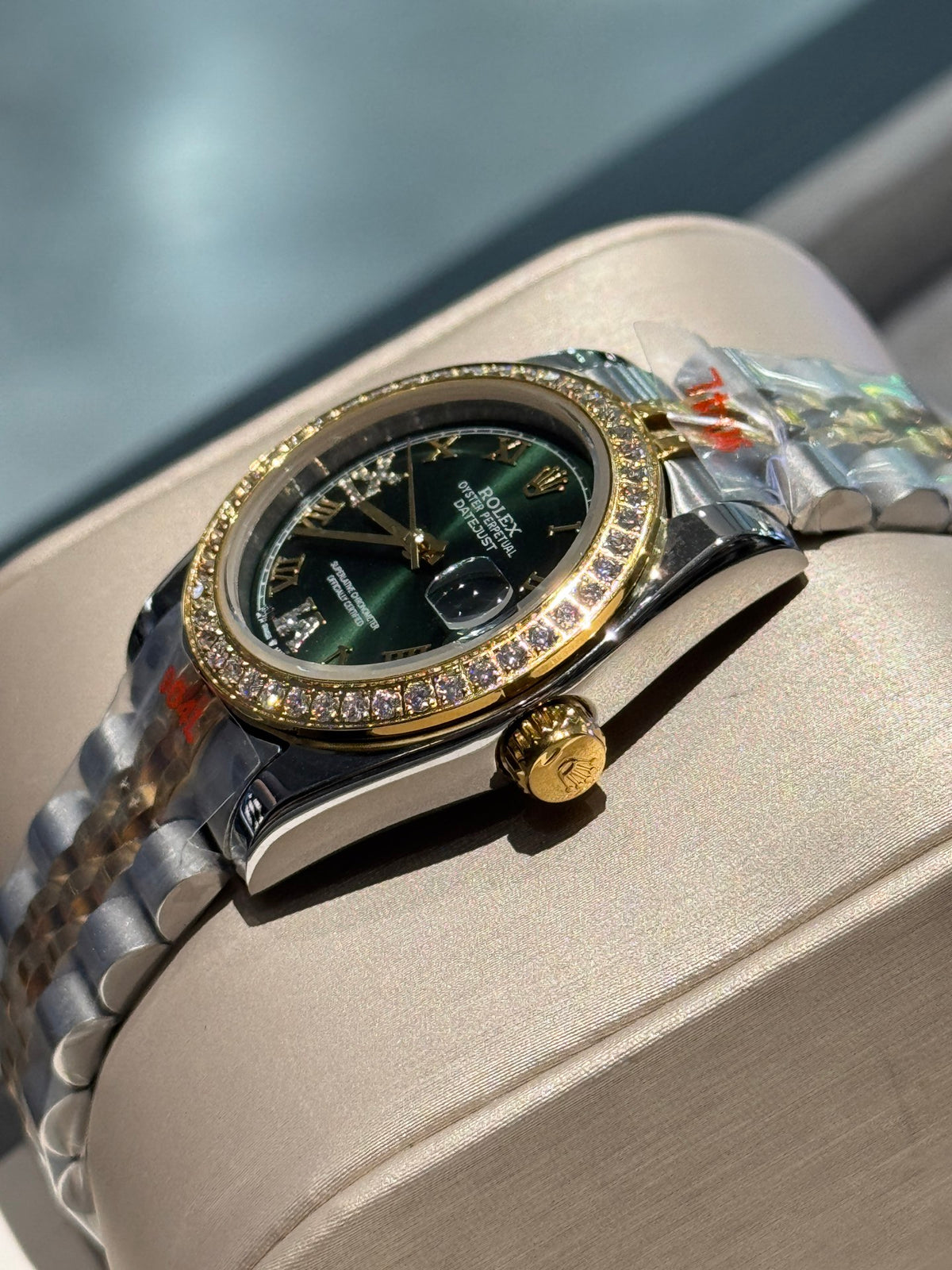 Watch detail