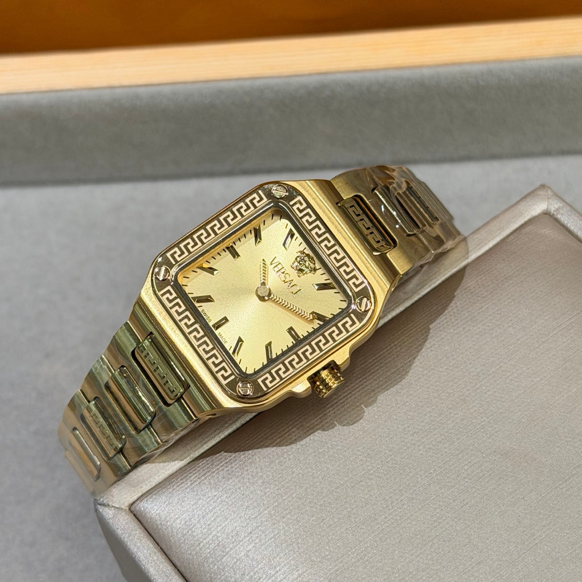 Watch detail