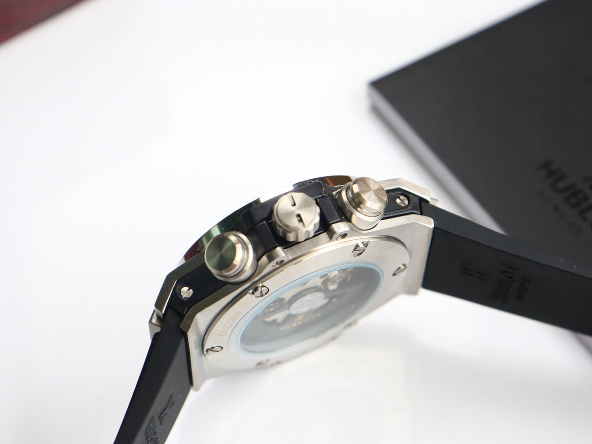 Watch detail