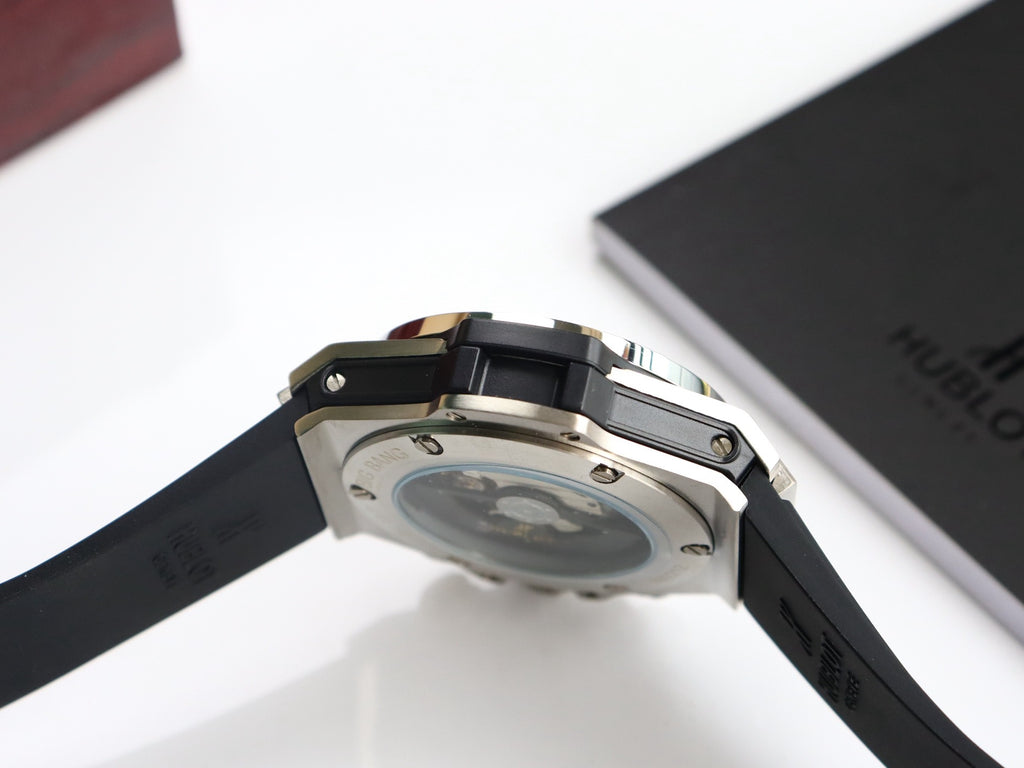 Watch detail