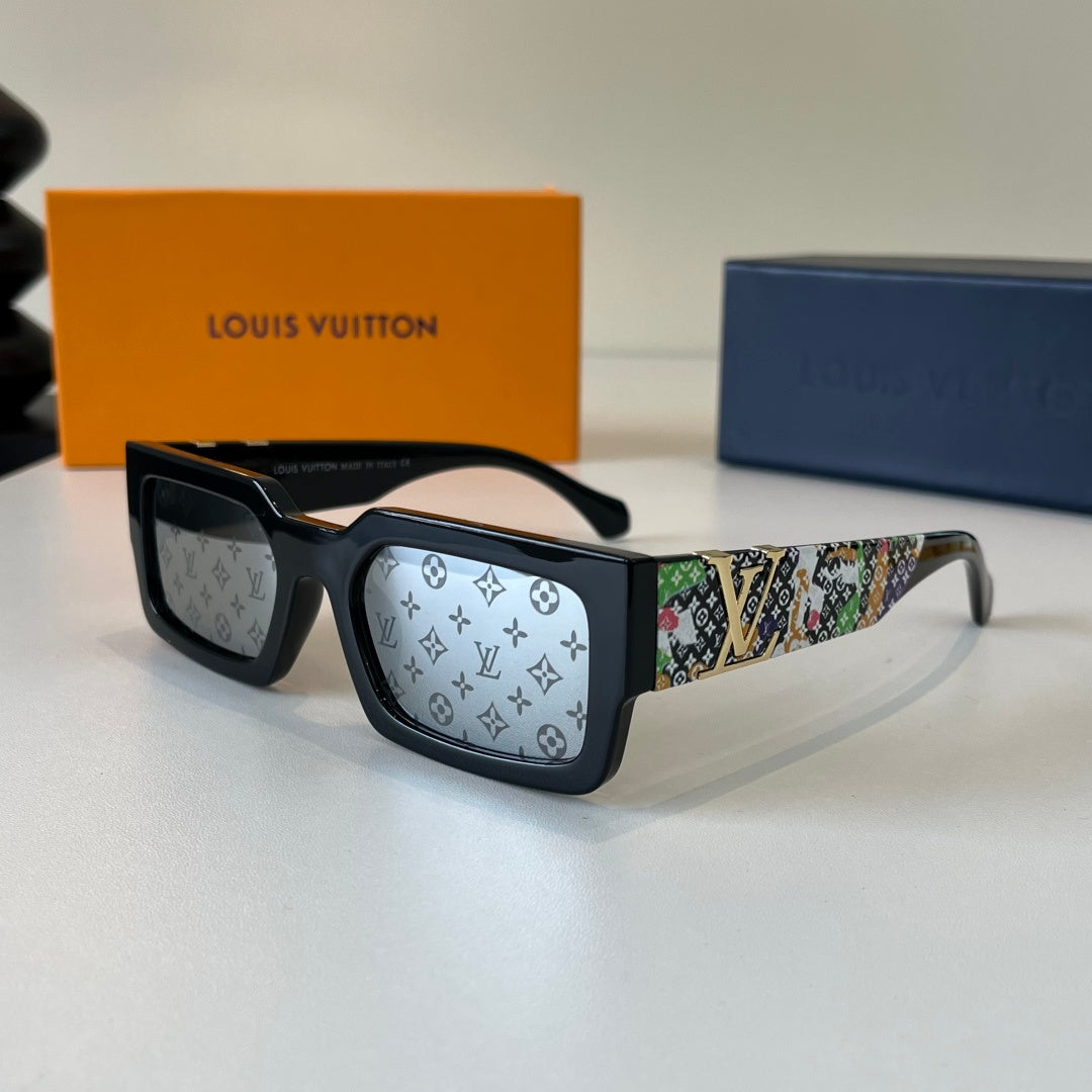 Eyewear product detail