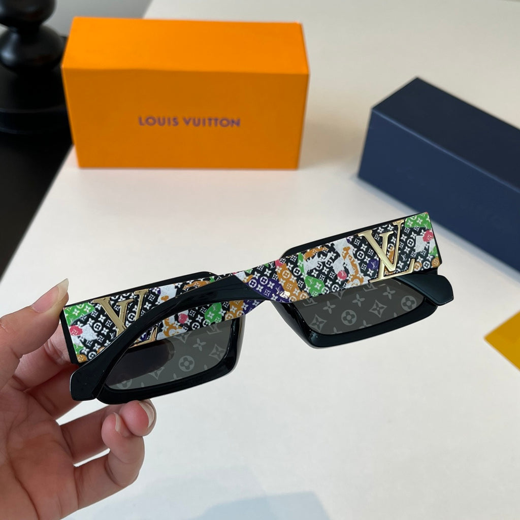 Eyewear product detail
