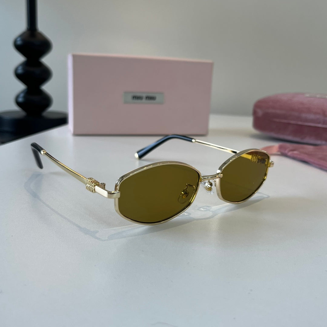 Eyewear product detail