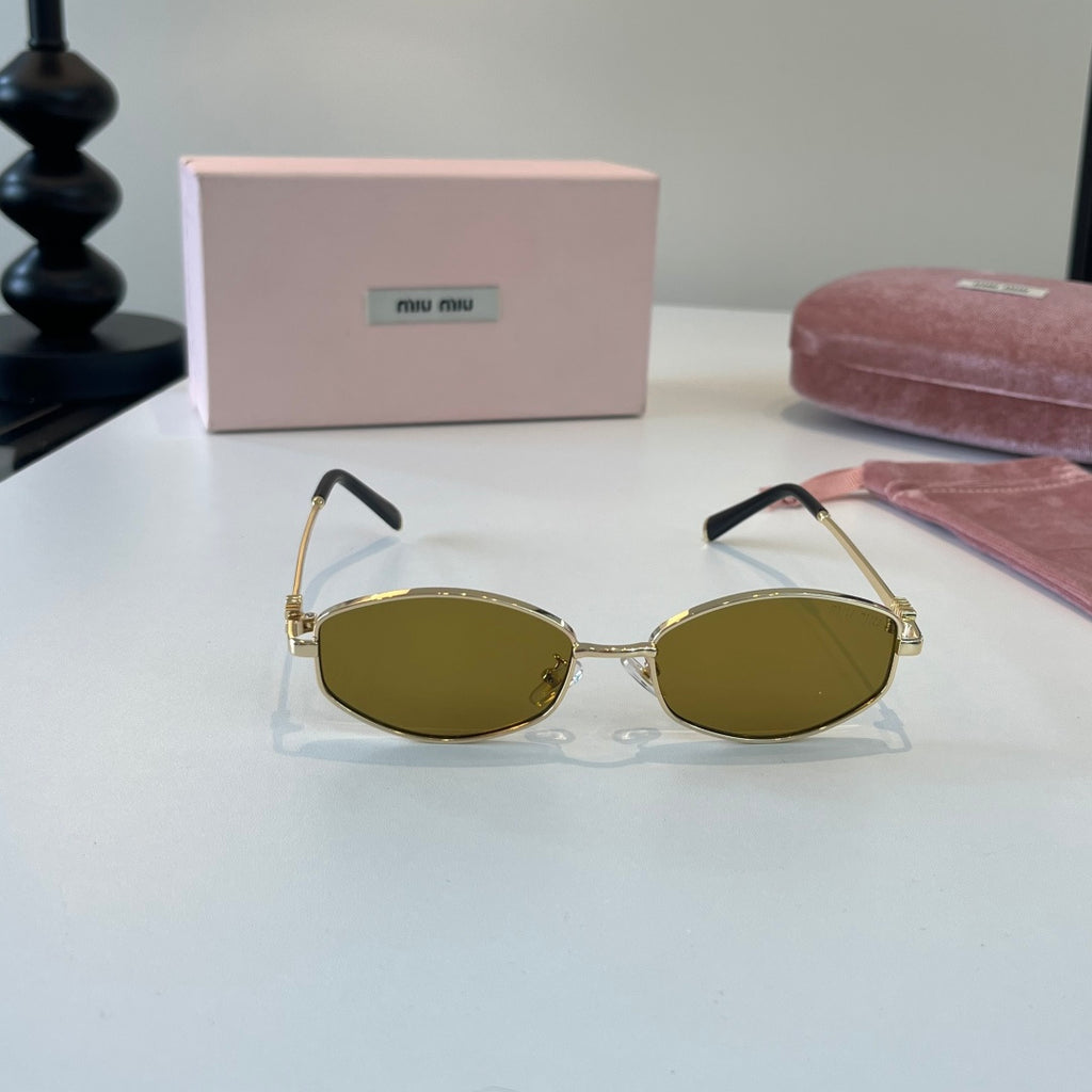 Eyewear product detail