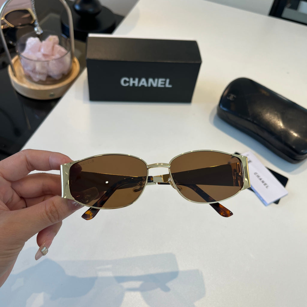 Eyewear product detail
