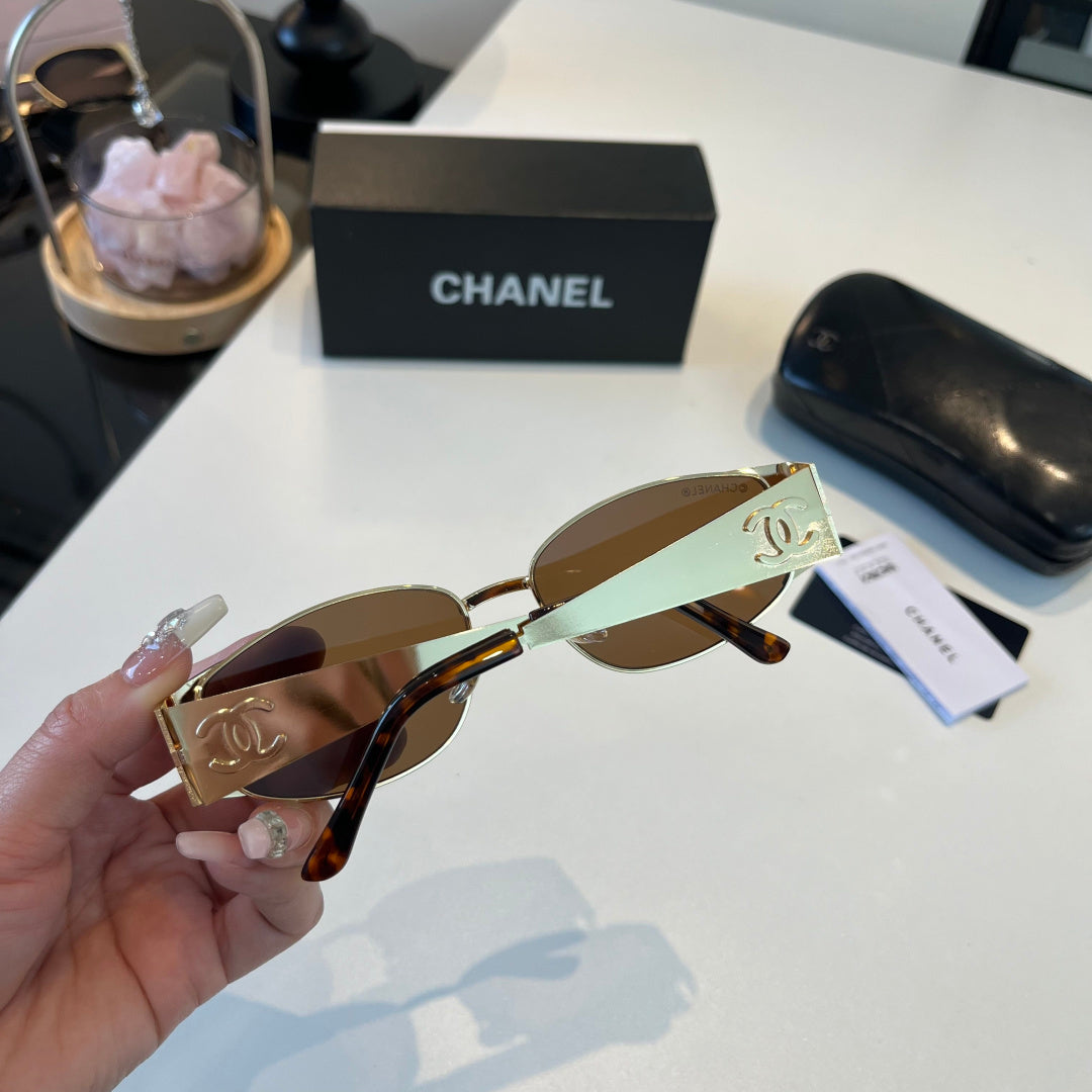 Eyewear product detail