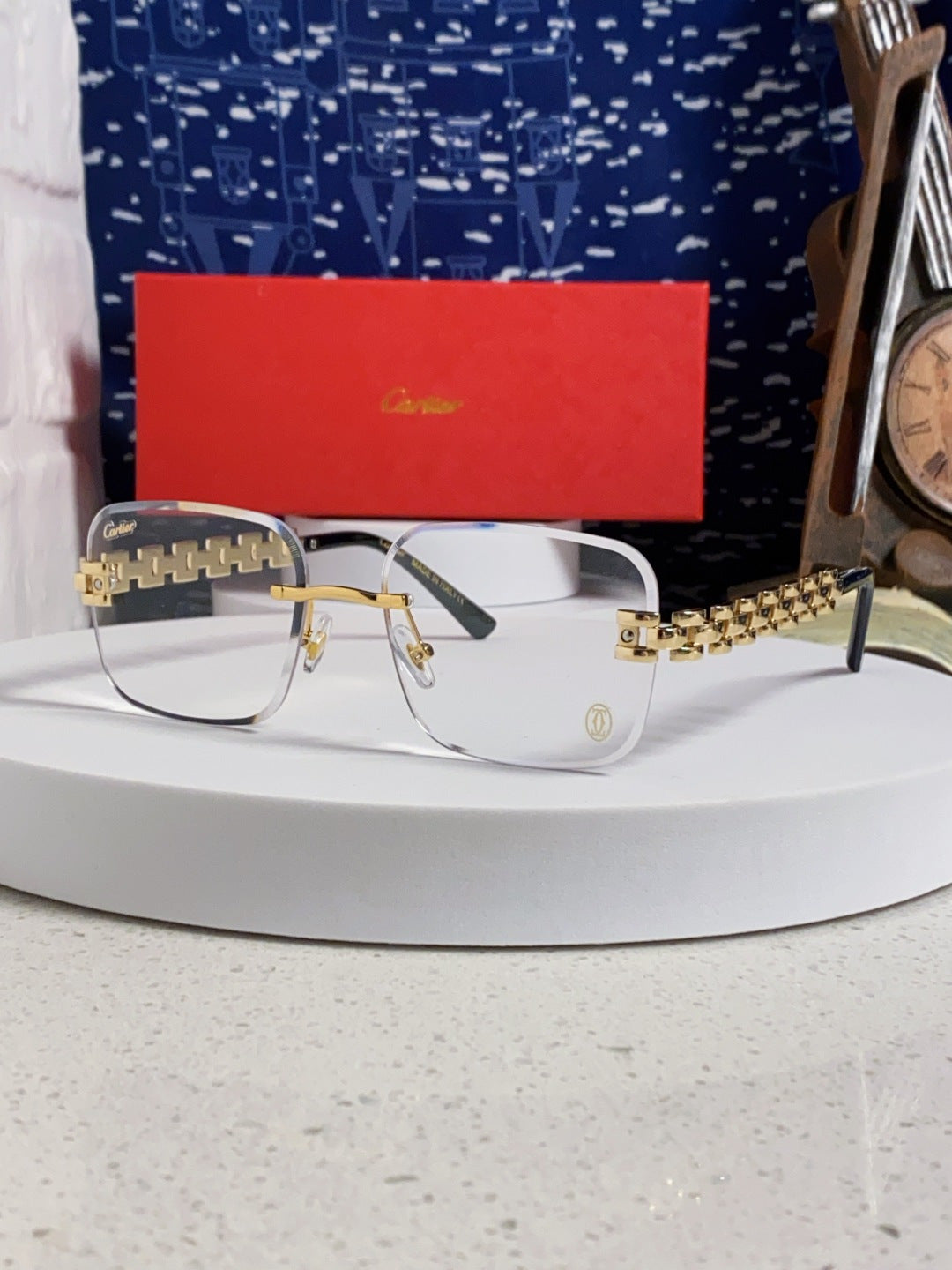 Eyewear product detail