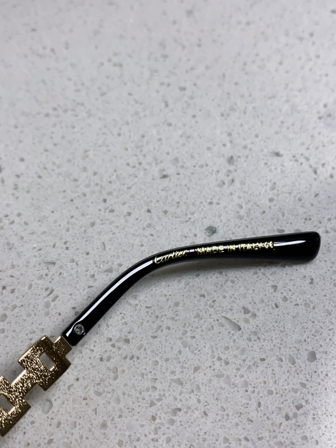 Eyewear product detail