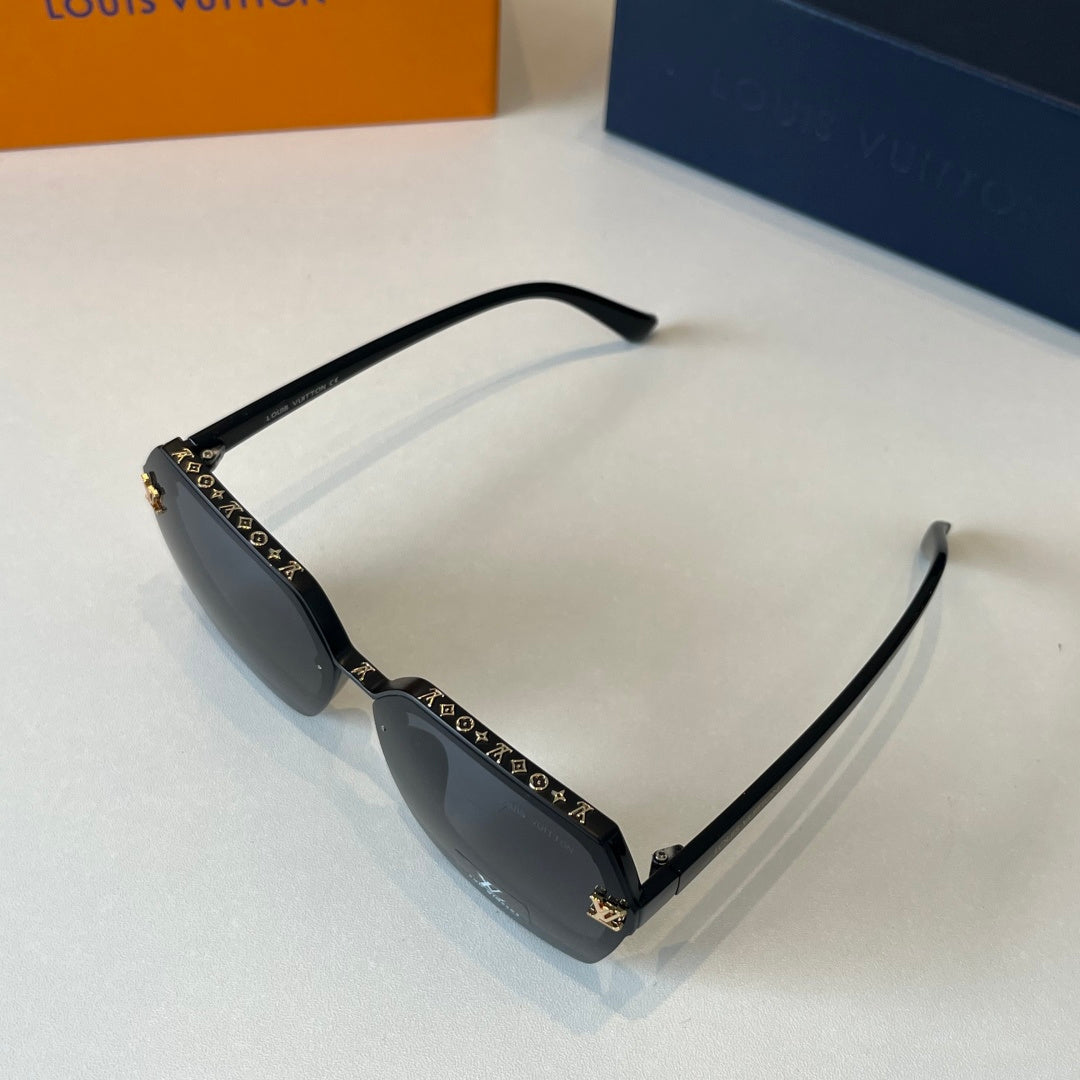 Eyewear product detail