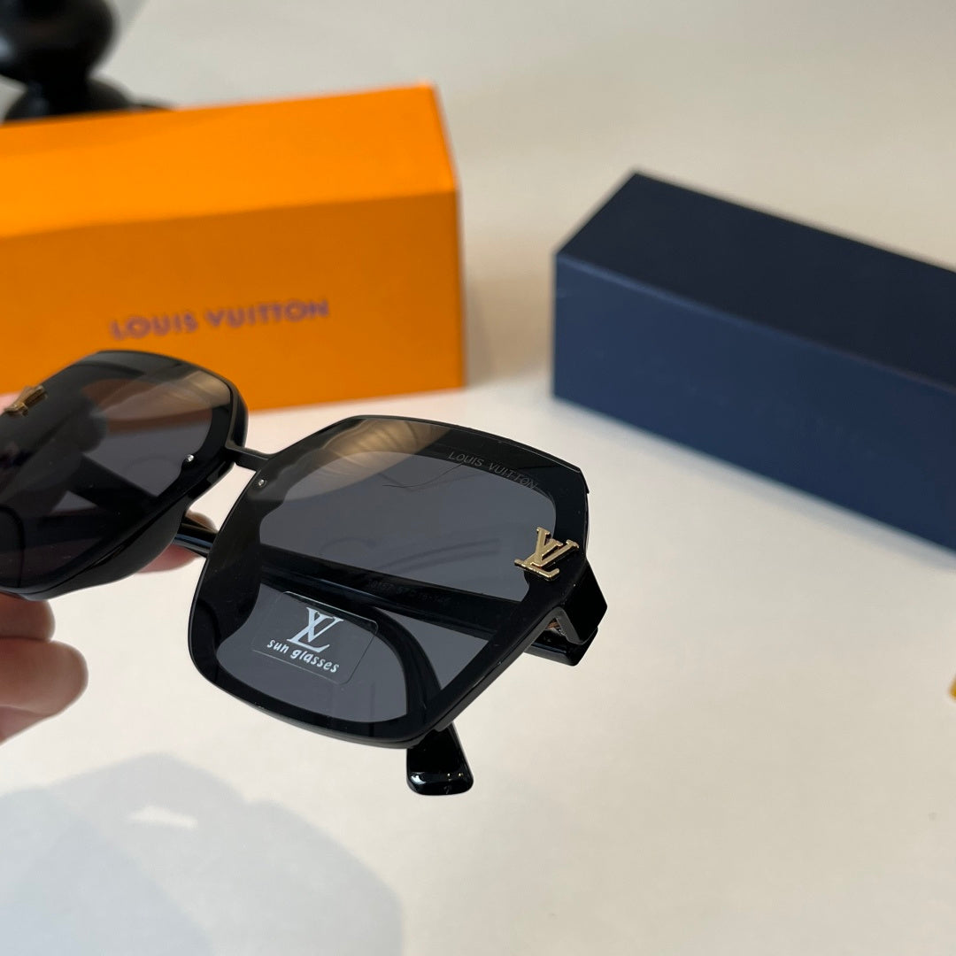 Eyewear product detail