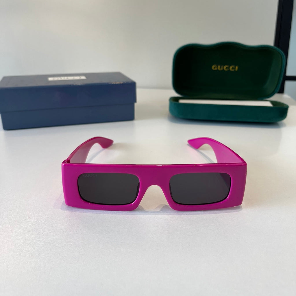 Eyewear product detail