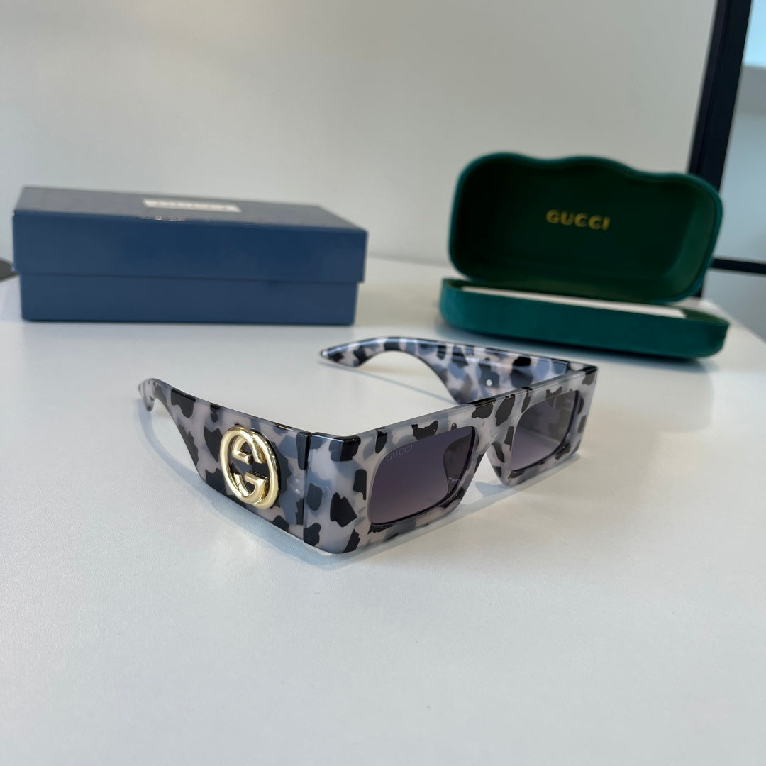 Eyewear product detail