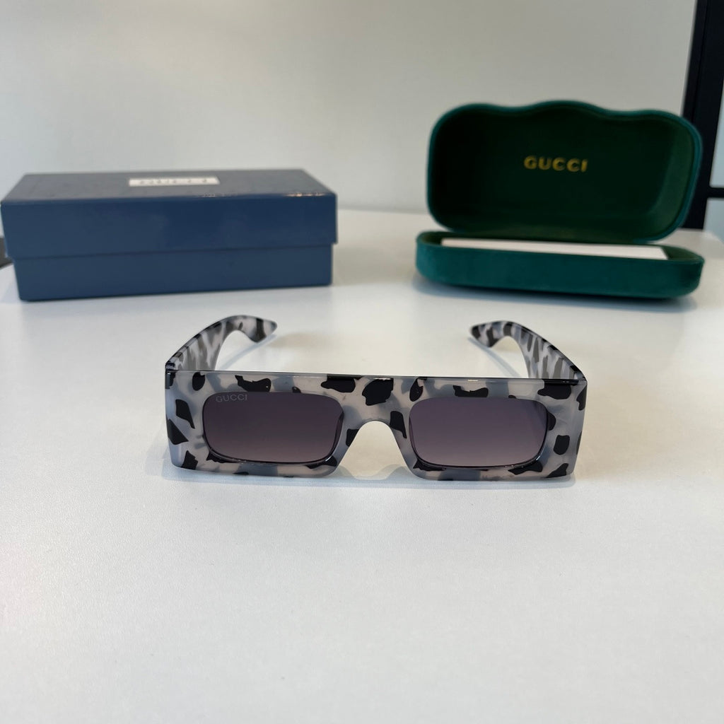Eyewear product detail