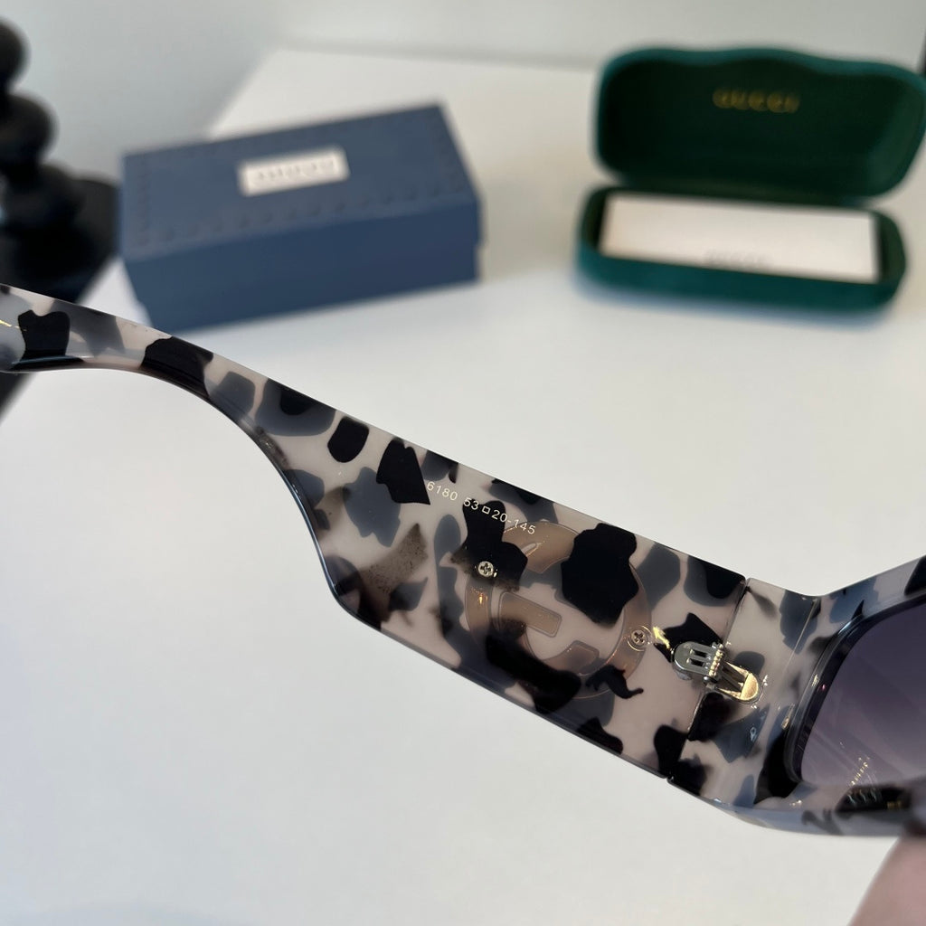 Eyewear product detail