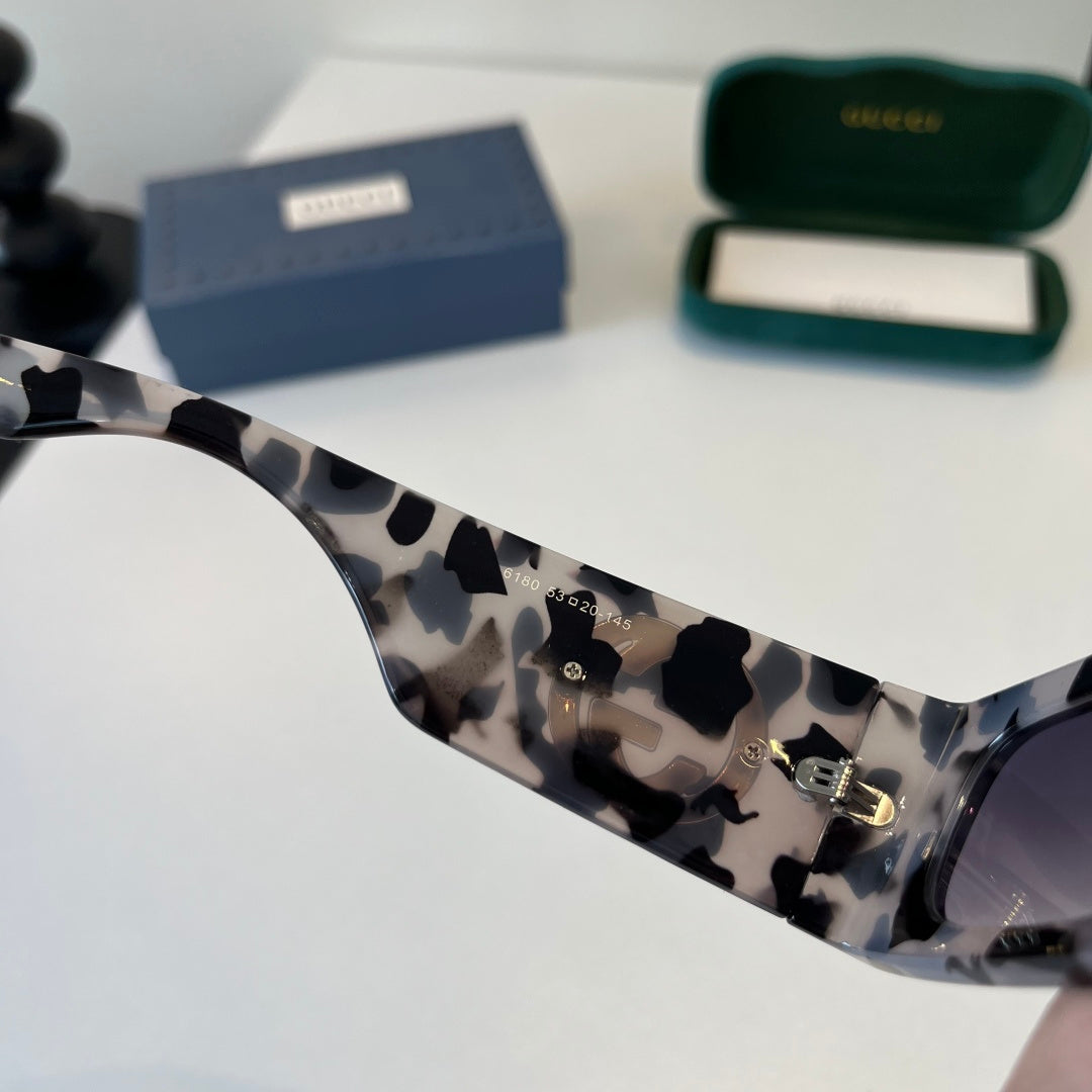 Eyewear product detail