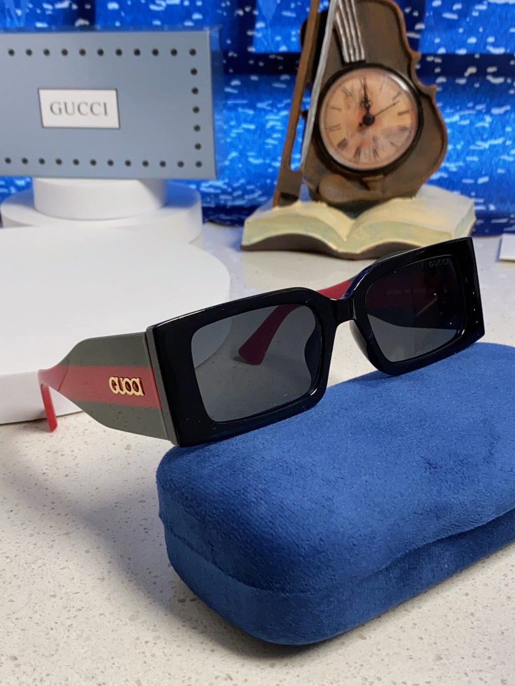 Eyewear product detail